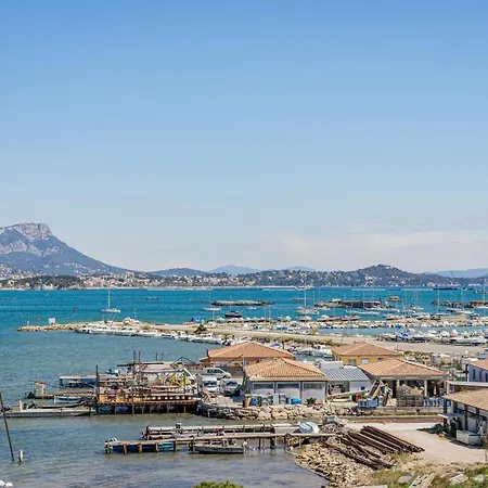 Vue Avec Terrasse Et Wifi