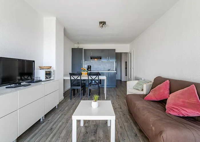 Vue Avec Terrasse Et Wifi